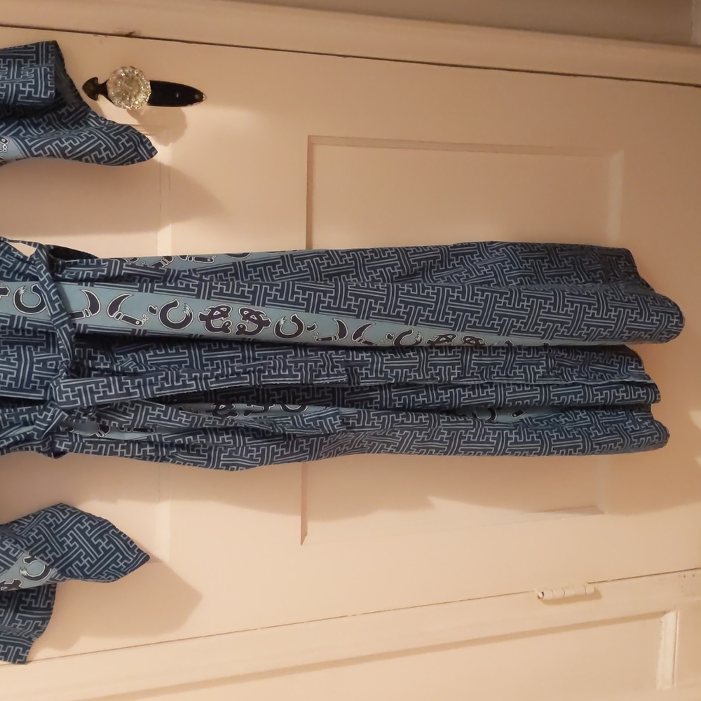 Ichi Ban Robe - Picture 4 of 8